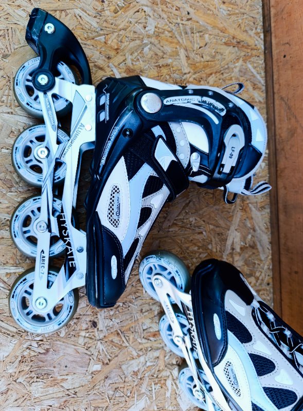 Kolečkové brusle Hy skate - velikost 40 