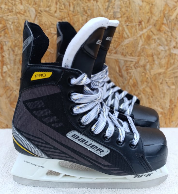 Brusle na led Globus - velikost 37-41