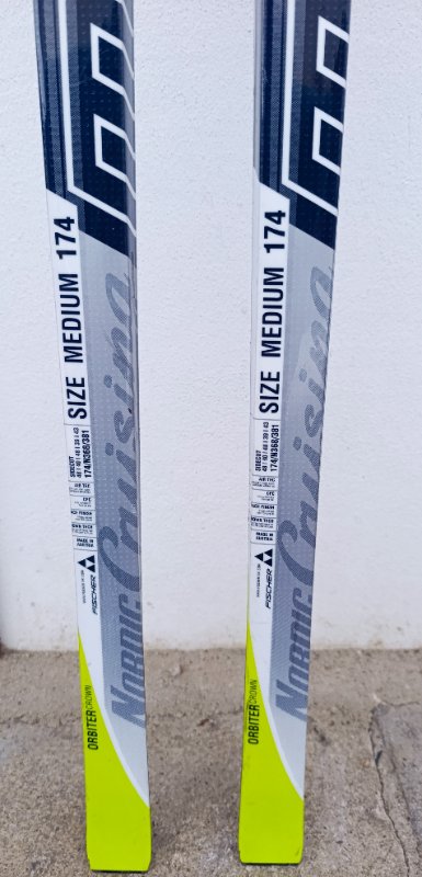 Lyže Atomic race - 140 cm