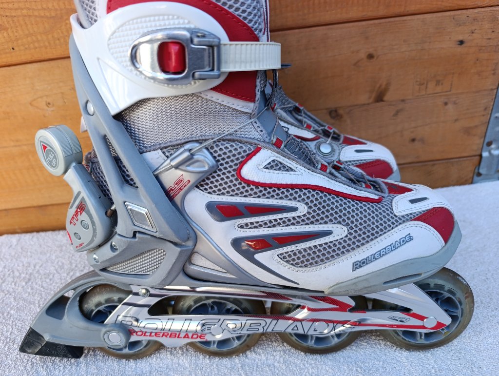 Kolečkové brusle Hy skate - velikost 45